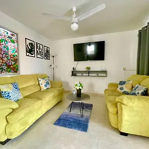 Casa El Conquistador/excelenteubicacion/2hab/wifi Mérida